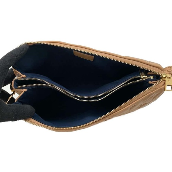 Louis Vuitton Coussin Lambskin Shoulder Bag Beige Monogram - Picture 6 of 11